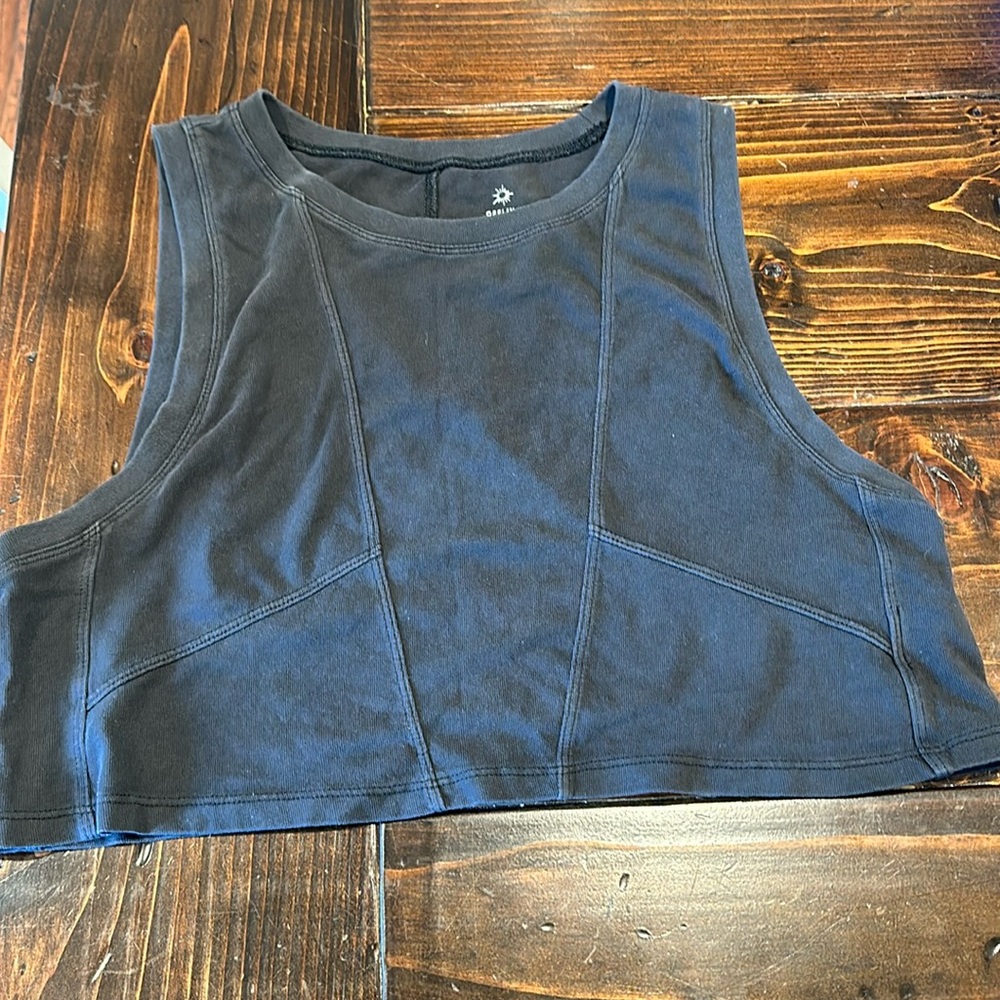 Offline crop workout tank - size small